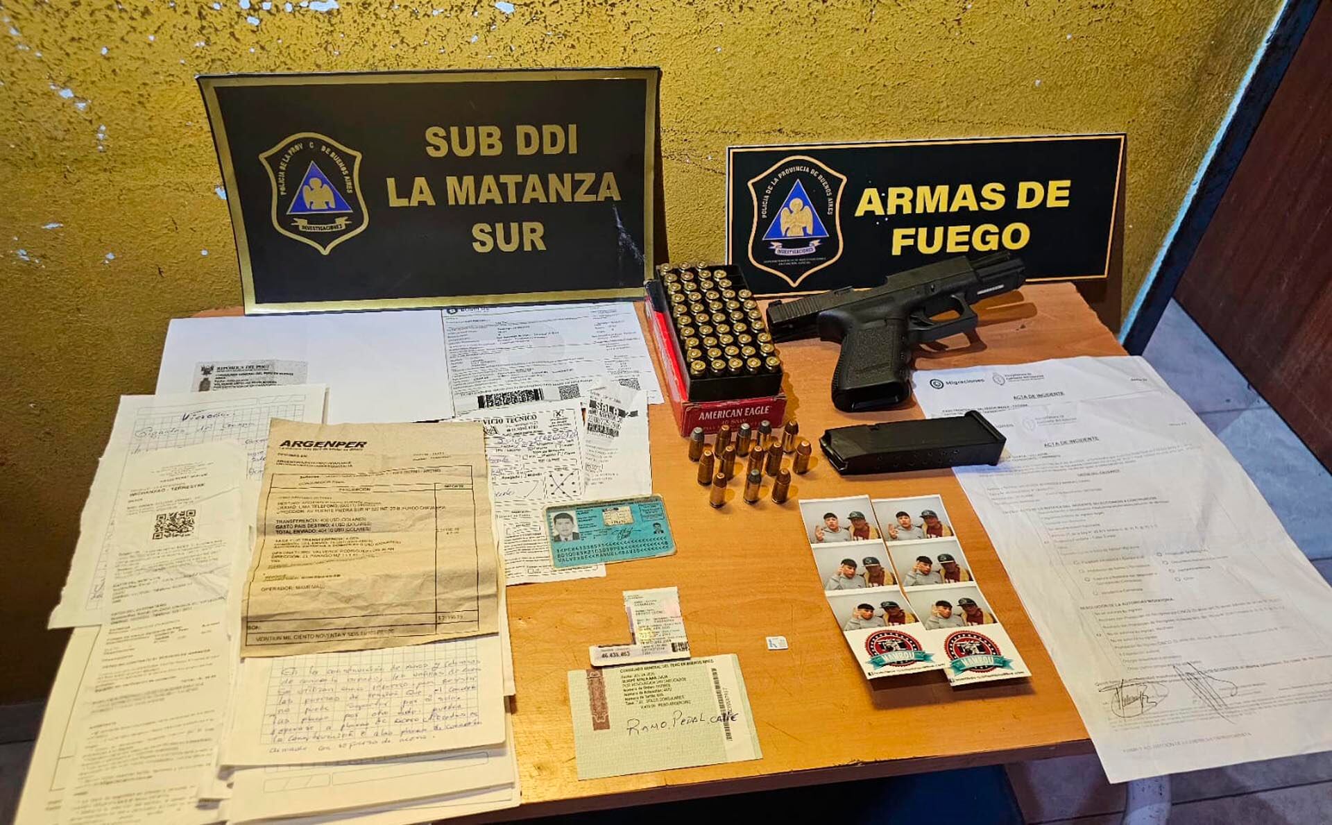 La Glock .40, los documentos y el curioso DNI recortado hallado en el aguantadero