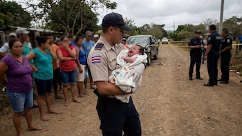 El llanto en medio de las balas: Una bebé sobrevive a brutal ataque armado donde murieron sus padres en Costa Rica