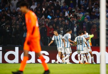 El festejo de la selección argentina por la igualdad parcial de Alejo Véliz