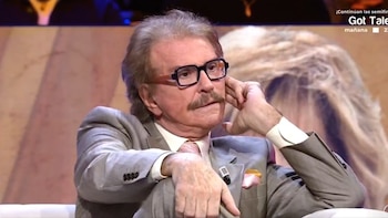 Edmundo Arrocet se enfrenta en ‘¡De viernes!’ a las críticas por su libro sobre María Teresa Campos y la presentación de su acompañante