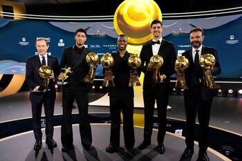 En el 2024, Real Madrid con Jude Bellingham, Thibaut Courtois y Vinicius Jr, arrasaron con los Globe Soccer Awards - crédito Handout via REUTERS