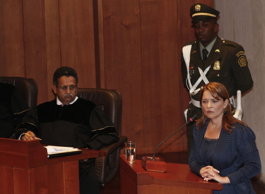 Gobierno Petro designó como notario al hijo de Eleonora Pineda, excongresista condenada por parapolítica