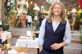 Matías Roure, camarero de 'First Dates' (Mediaset)