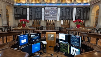 La capitalización de la Bolsa española aumenta en 12.000 millones de euros en abril, un 1,11% más