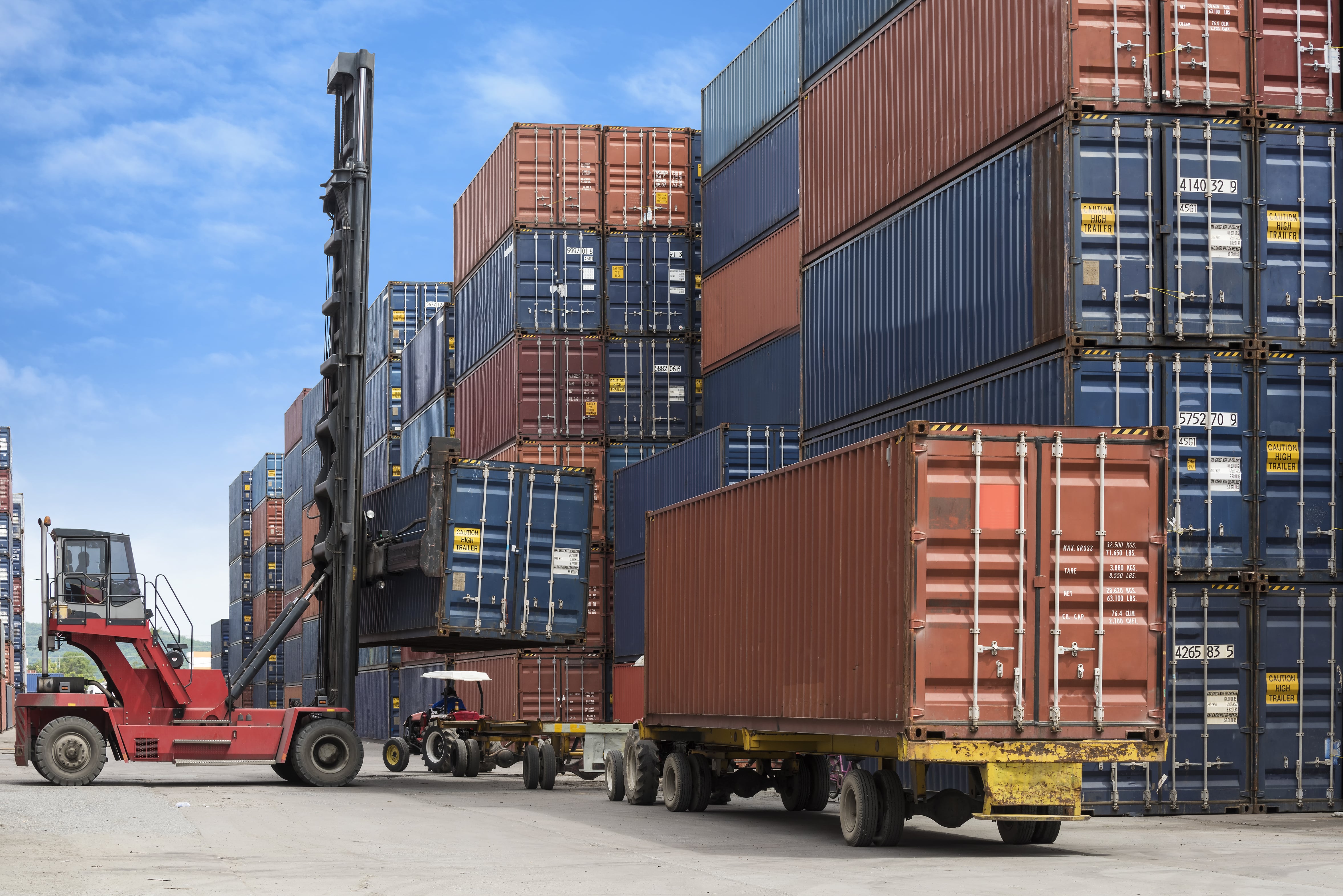 Las importaciones agropecuarias sumaron USD 3,385.7 millones entre enero y julio de 2026, según la Dirección General de Aduanas. (Foto: Shutterstock)