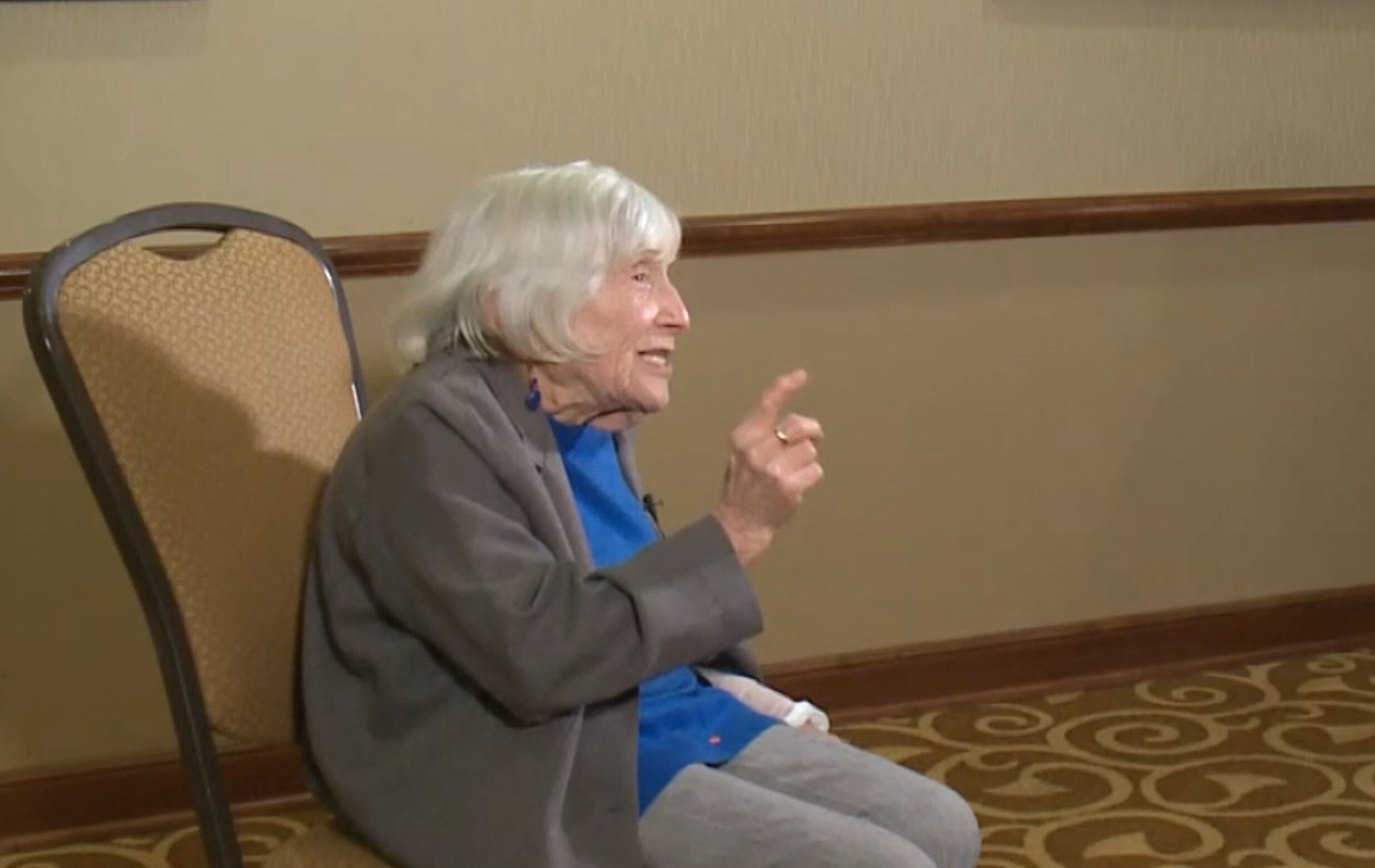 Durante sus misiones, fingió ser una enfermera alemana en busca de su prometido para ganar la confianza de oficiales nazis -(Captura de Video News Center Maine)