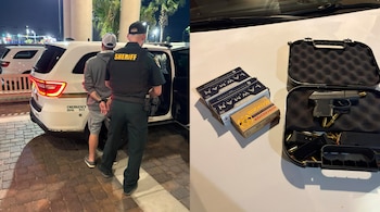 Un oficial del Sheriff con un hombre esposado junto a un coche policial. Otra sección muestra una pistola, cargadores y cajas de municiones