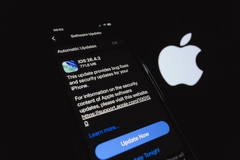 Apple soluciona el fallo de seguridad de iOS 26.4.2 que permitía acceder a los mensajes borrados de 'apps' como Signal. (Apple)