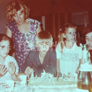 La pastelería llegó de la mano de su mamá, Aurora, quien le hacía las tortas de sus cumpleaños (Foto/Archivo personal del entrevistado)