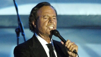 Julio Iglesias rompe el silencio