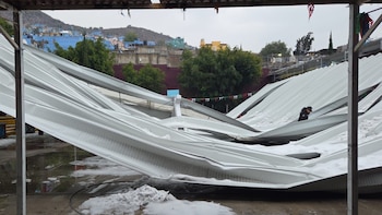 Granizada sorprende a Ecatepec, Edomex: