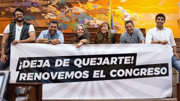 Oposición celebró la renuncia de