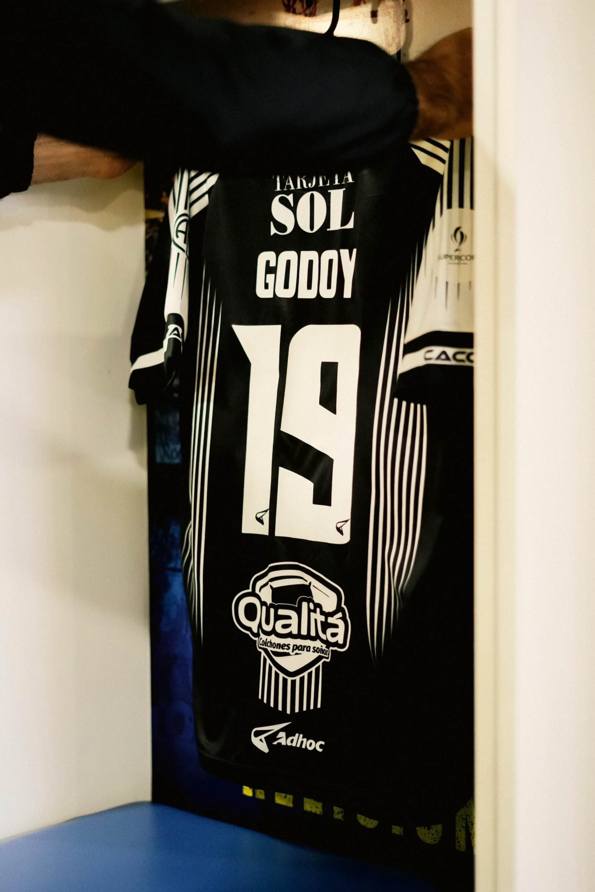 Vélez y Central Córdoba disputarán la final de la Supercopa Argentina: hora, TV y probables formaciones Vélez y Central Córdoba disputarán la final de la Supercopa Argentina: hora, TV y probables formaciones