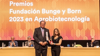 La doctora Soto al recibir