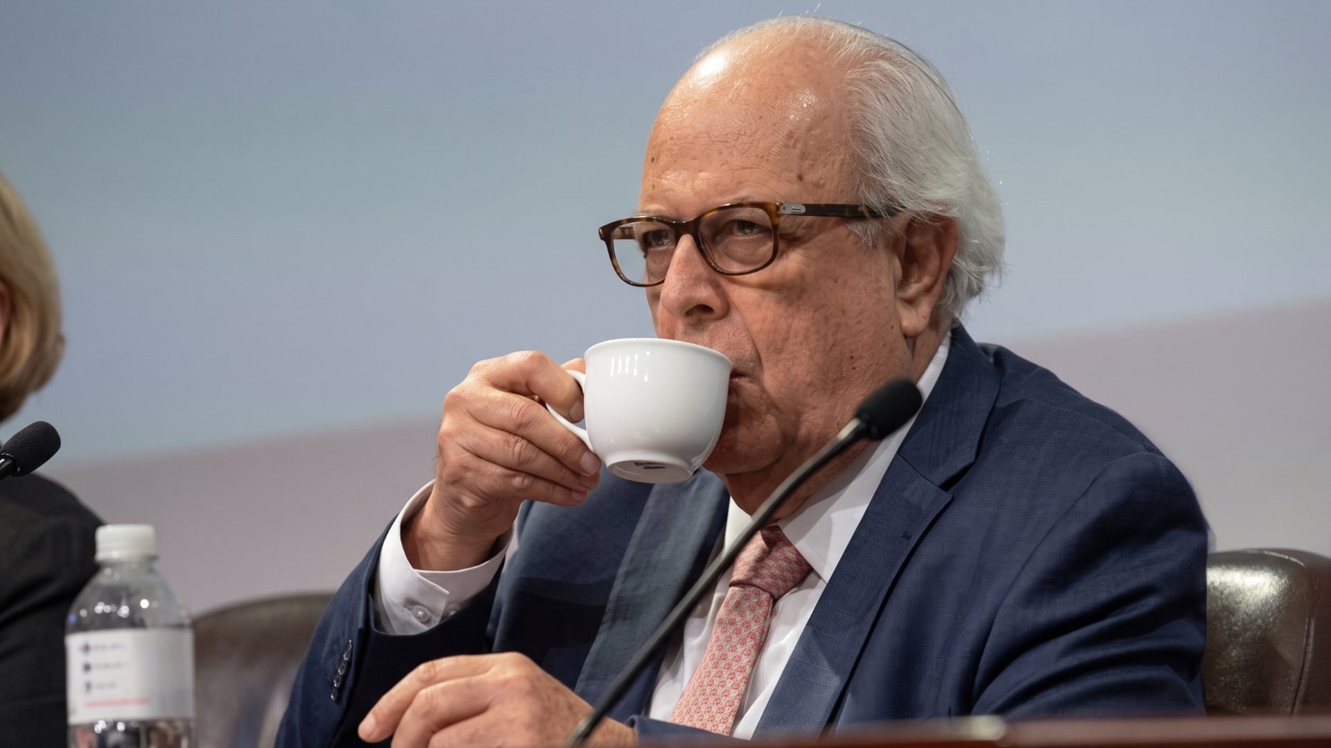 Roberto Sánchez señaló que hay apertura para entablar conversaciones con Velarde e incluso no descartó la posibilidad de sostener una reunión directa entre ambos. Foto: Imagen Ilustrativa Infobae