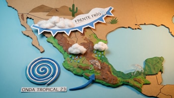 Onda tropical 23 avanza al sur de México con lluvias fuertes y un nuevo frente frío amenaza la frontera norte