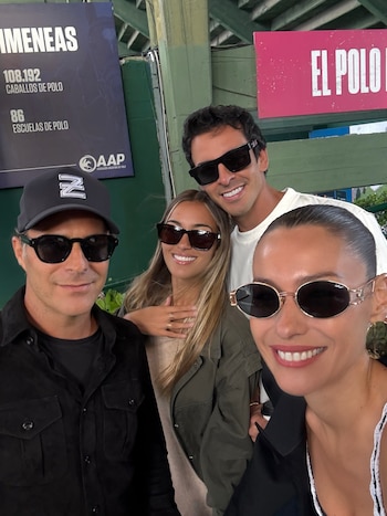 Pampita fue acompañada de su