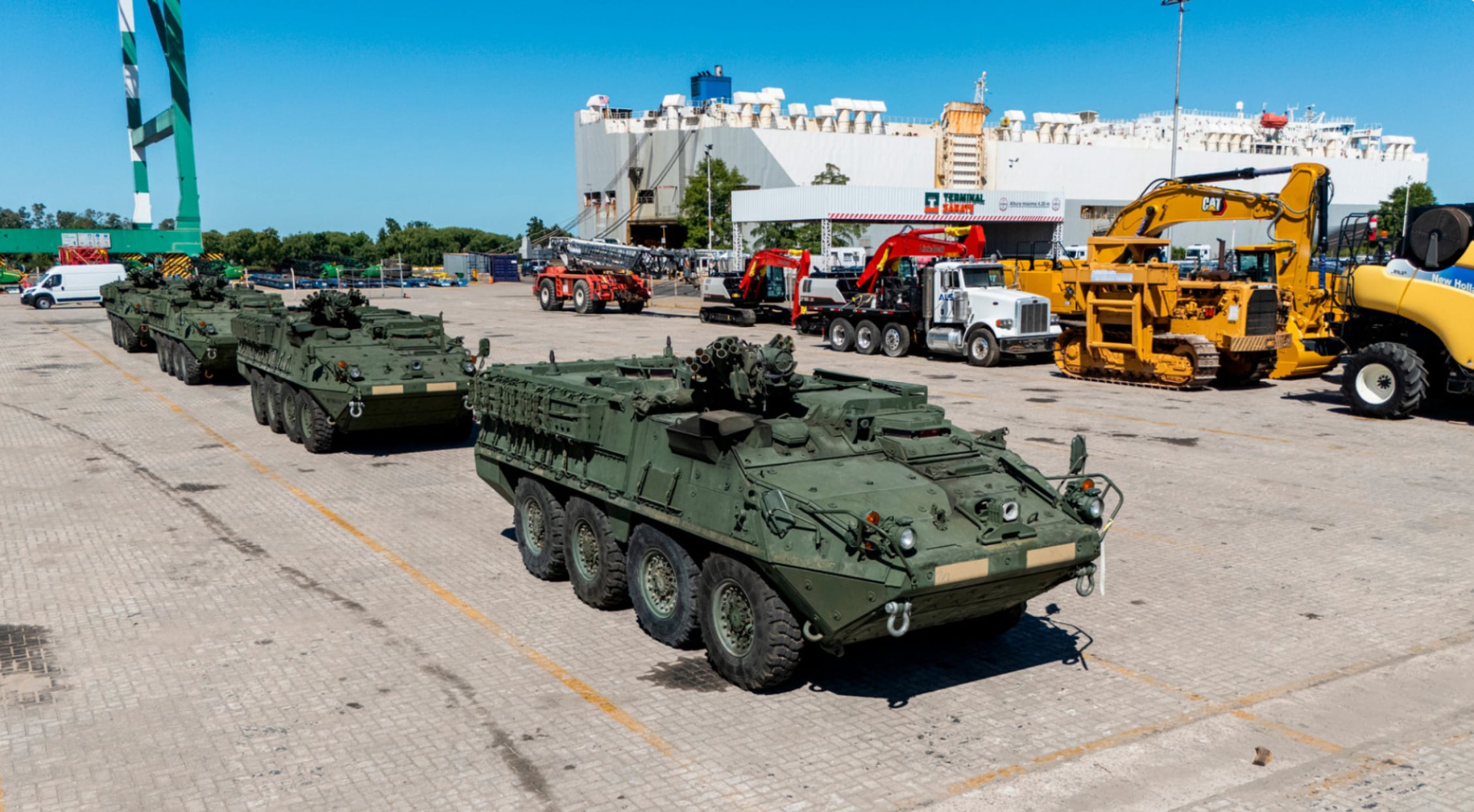 Los primeros Stryker 8×8 llegaron el 25 de noviembre de 2025