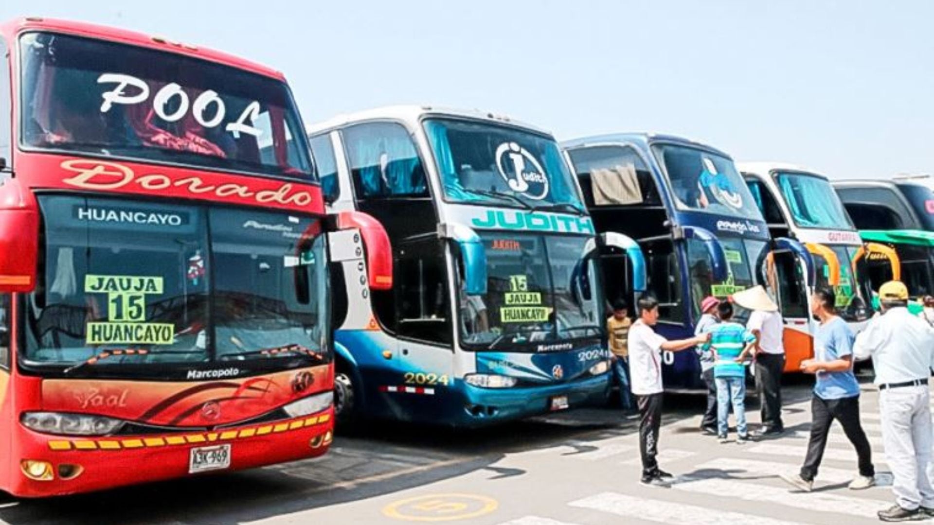 Aumenta el precio de pasajes en buses interprovinciales en terminales terrestres por Fiestas Patrias