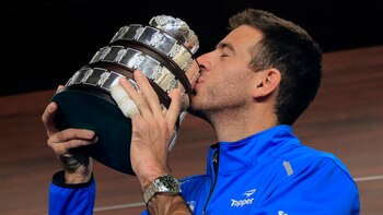 ‘Acá está la copa, a partir de ahora a dormir tranquilo' fueron las palabras de Del Potro al llegar a Argentina con la Davis en 2016
