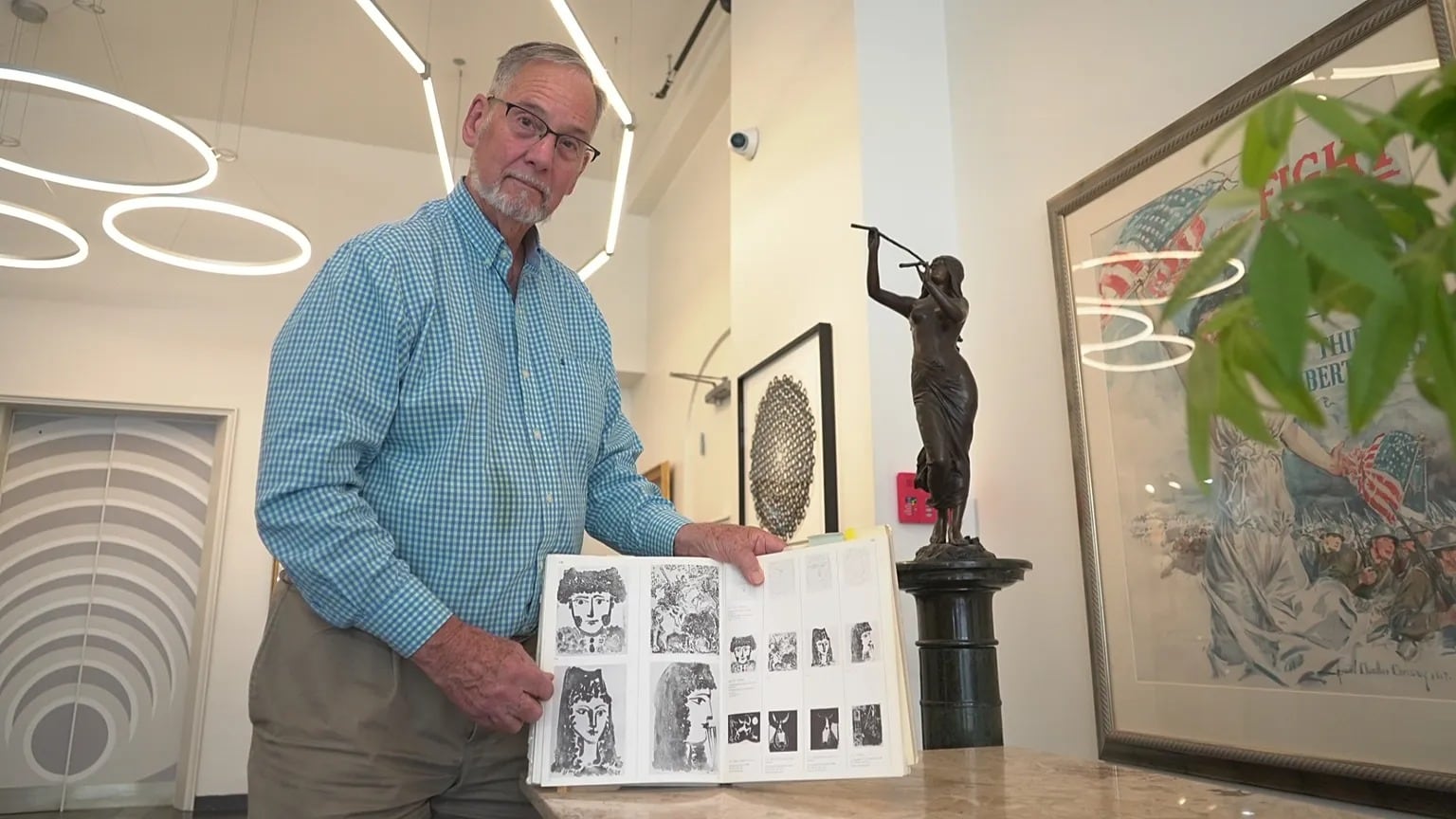 Bill DeLind confirmó ante la policía que la obra hallada era el Picasso sustraído de su galería DeLind Fine Art Appraisals