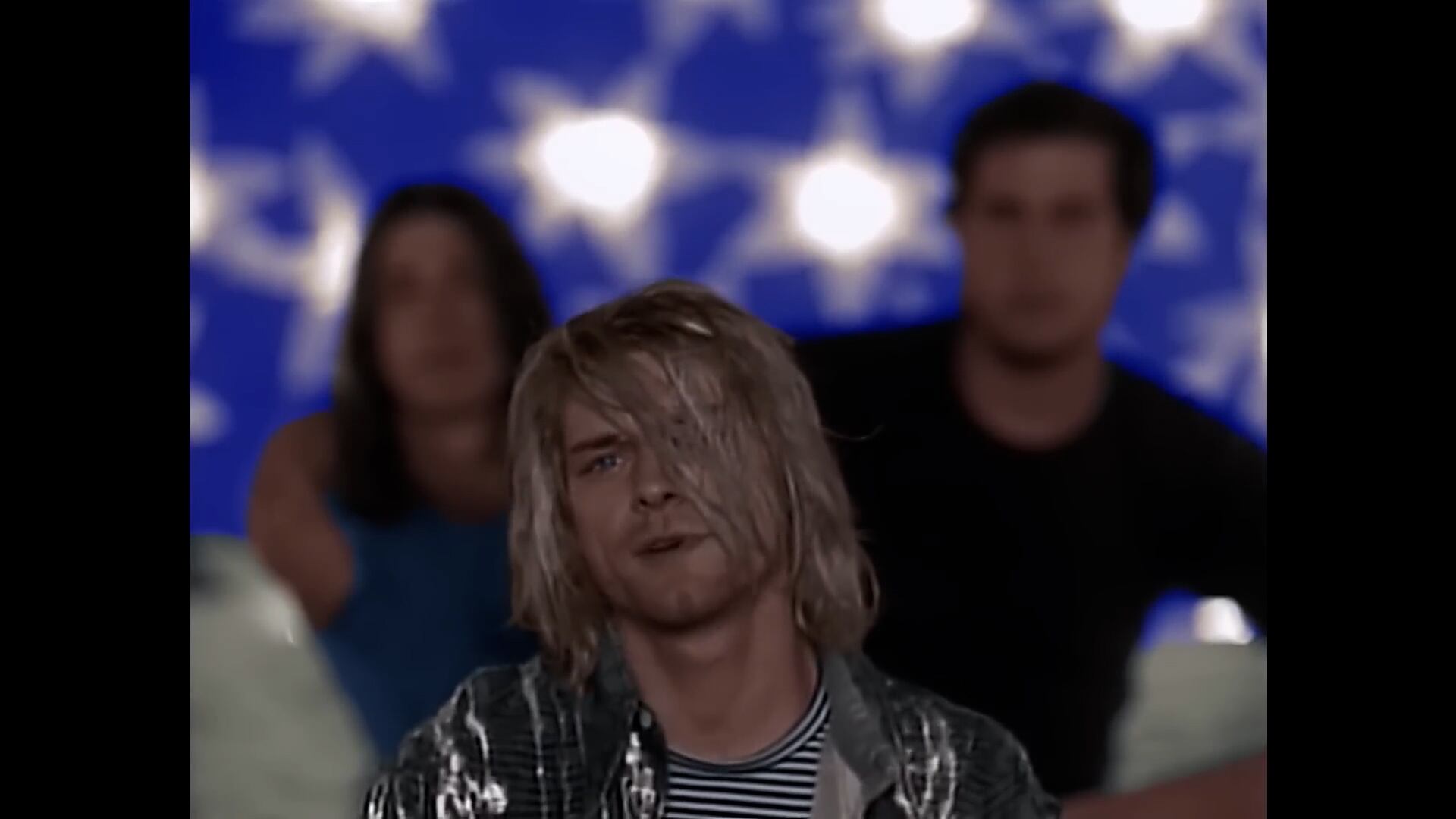 El mensaje de autenticidad de ‘Come As You Are’ resuena en una sociedad marcada por las presiones y expectativas sociales(Captura de video)