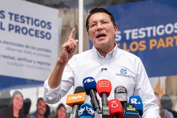 En el exterior, cerca de 3.700 mesas en 67 países y 116 consulados aseguran la participación de colombianos fuera del país en la jornada electoral - crédito @Registraduria/X