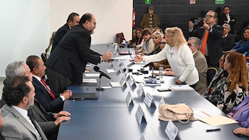 UNAM acuerda aumento salarial del