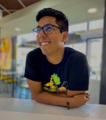 Edward Paul se burla de