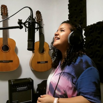 Acuña comentó que utiliza el