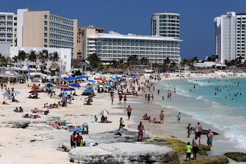 La temperatura media en Cancún es de 26 grados. (EFE)