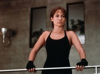 Jennifer Lopez recordó que de camino al set de "Enough" sintió desgaste físico. (Captura de video)
