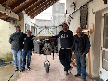 Adrián Callejón junto a su