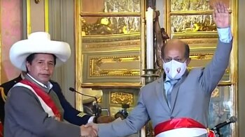 ¿Héctor Valer tiene el mandato