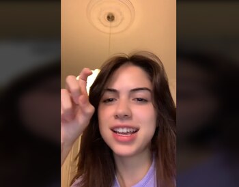 El gesto al que se refiere Andrea (Andrea Tova/fotograma)