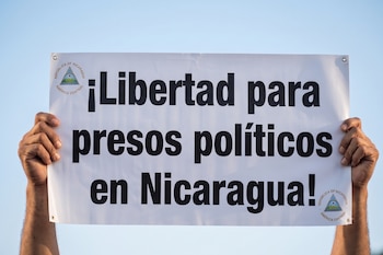 Hasta mayo de 2026, al menos 46 presas políticas seguían encarceladas en Nicaragua y organismos de derechos humanos reportaron al menos ocho muertes bajo custodia estatal desde 2019. (Imagen Ilustrativa de Infobae)