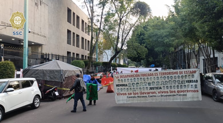 Cerrada la circulación de Abraham González (@OVIALCDMX)