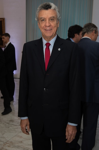 201° aniversario de la declaratoria de la independencia nacional - Embajada de Uruguay