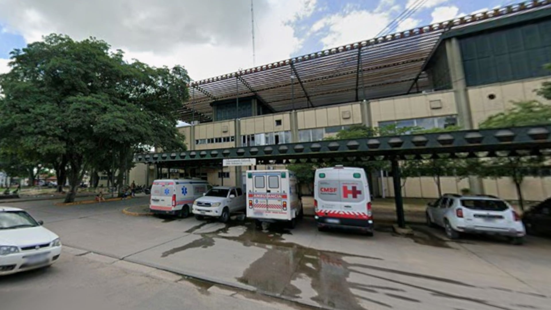 El detenido fue trasaldado al hospital local, donde murió tras sufrir dos paros cardíacos