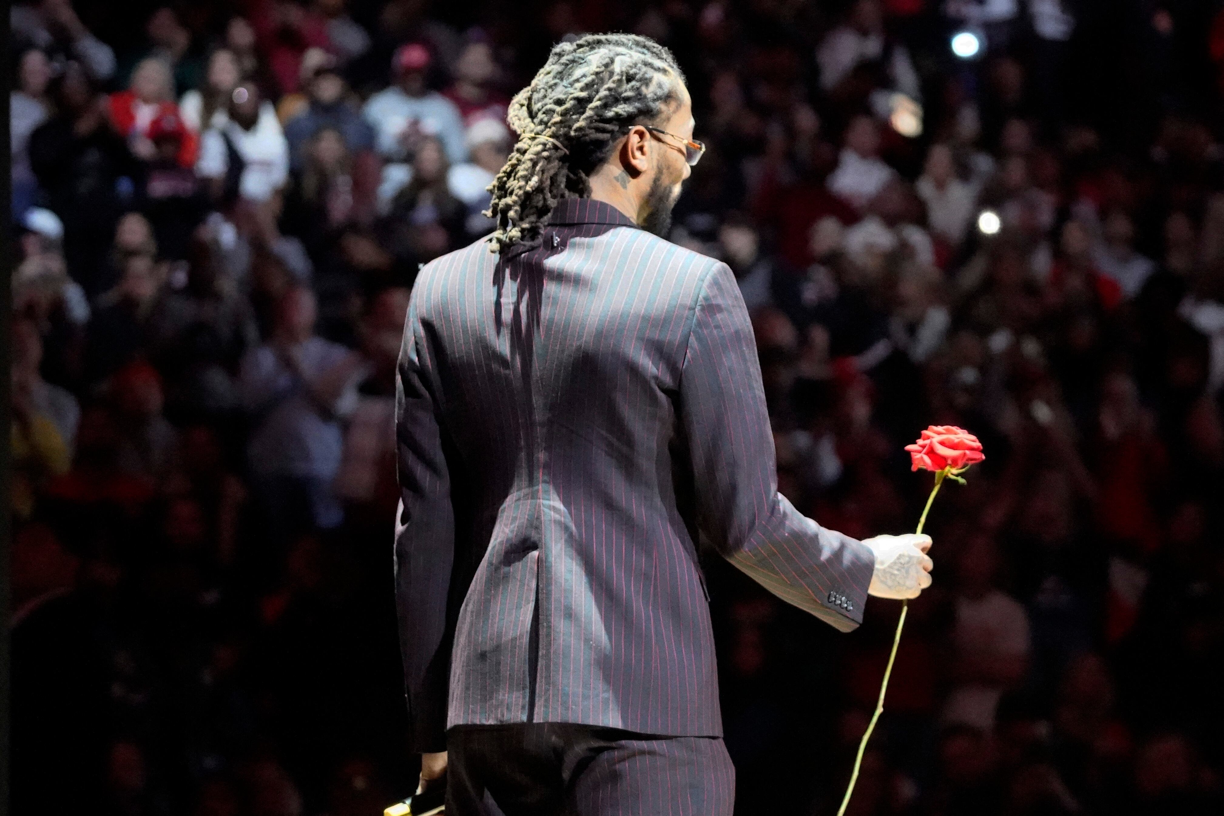 La historia de Derrick Rose inspira por su resiliencia, adaptación y compromiso con la comunidad
(Mandatory Credit: David Banks-Imagn Images)