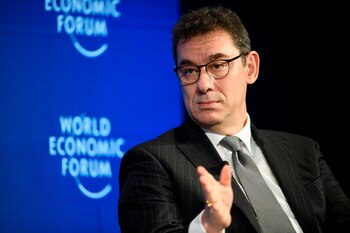 El director ejecutivo de Pfizer,