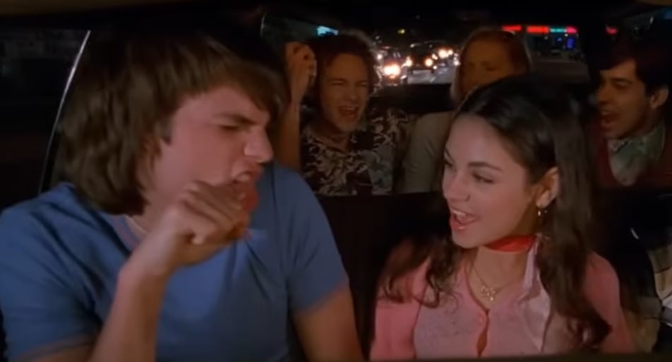 Mila Kunis dio el primer beso de su vida a Ashton Kutcher en el set de That ‘70s Show