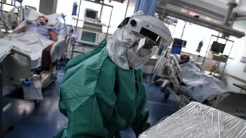 En plena crisis social, Colombia