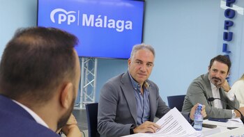 Bendodo acusa a Sánchez de