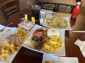 Platos de Peru Gourmet Restaurant en Texas