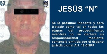 Otro de los cuatro policías