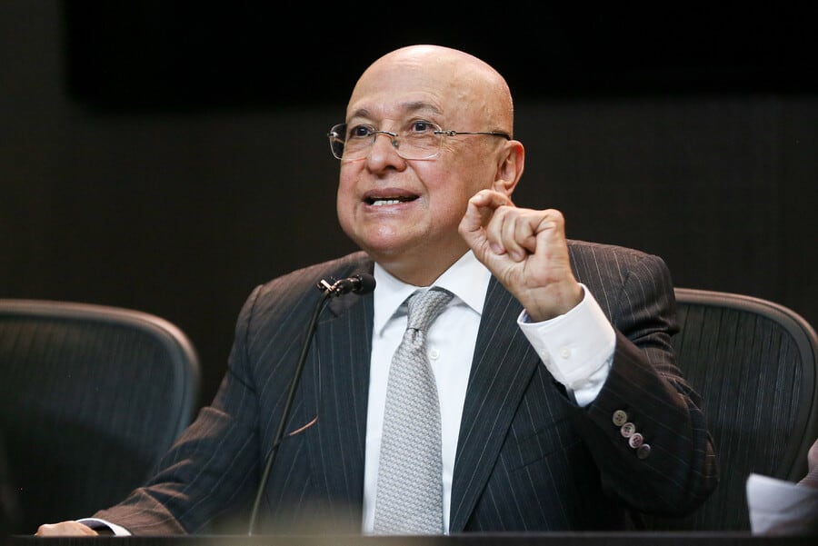El exfiscal Eduardo Montealegre, además de suscribir contratos con el Gobierrno Petro, ejerció como ministro de Justicia - crédito Colprensa