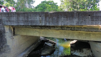 Buenas noticias viajeros: instalan puente