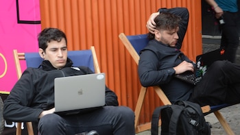 Para proteger los datos de