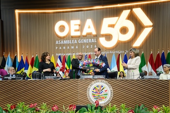 Panamá recibió el reconocimiento de los Estados miembros por la organización de la 56.ª Asamblea General de la OEA y por la conmemoración del bicentenario del Congreso Anfictiónico de 1826. Tomada de la OEA